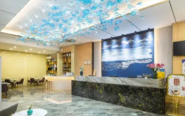 Changfeng Future Apartment Hotel