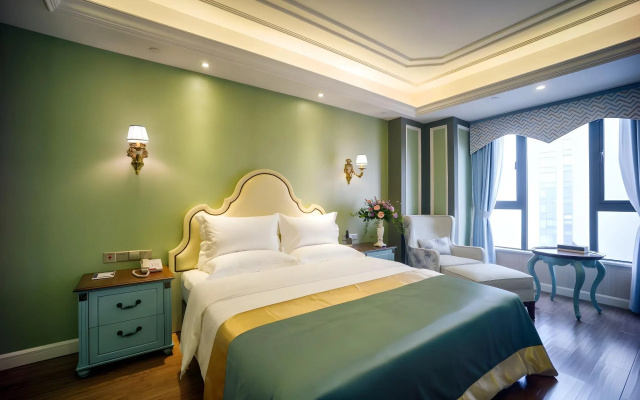 Chengdu Creyad Hotel
