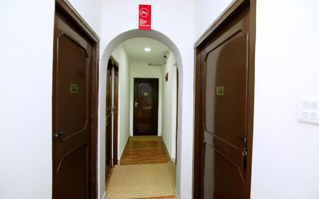 OYO 11474 Gangaur Regency Boutique Hotel