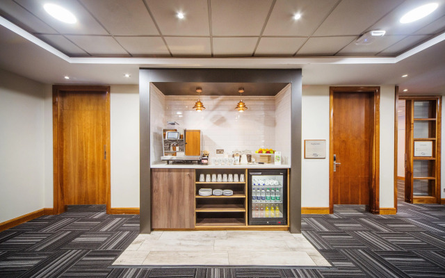 Holiday Inn High Wycombe M40, Jct. 4 by IHG