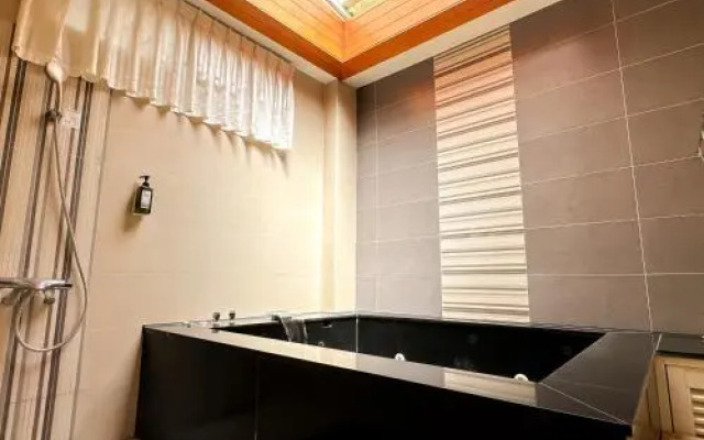 Yage Hotspring House