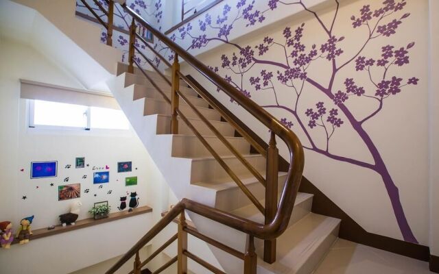Hsieh's Home