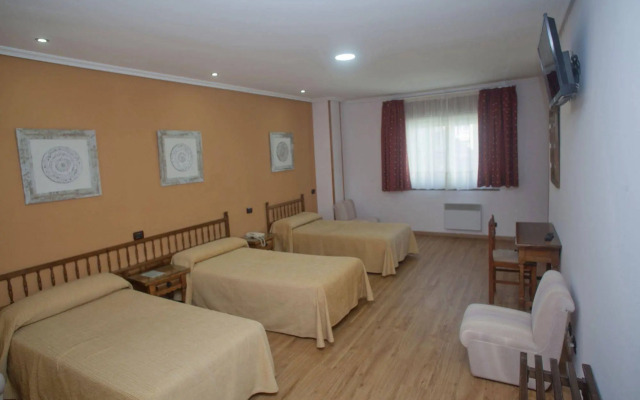 Hospedium Hotel La Marina