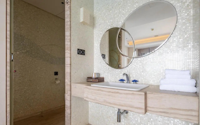 Sanya phoenix island yuejia holiday apartment