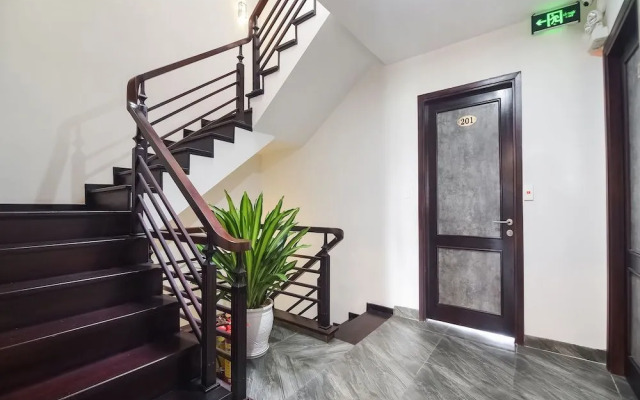 Oyo 470 Royal Tourist Villa