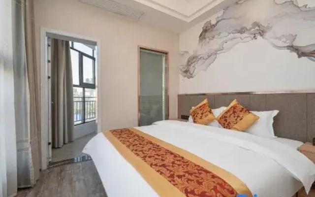 Dessy  Busiess Hotel