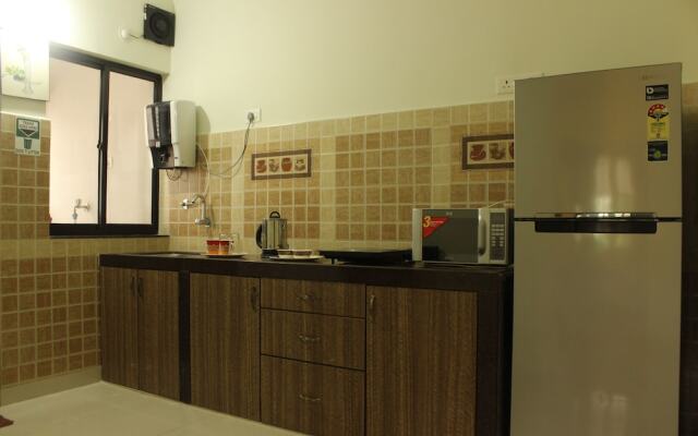 OYO 9163 Home 1BHK Poolview LPK Club Candolim