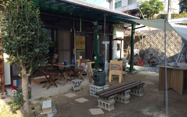 Norishico Auto Guest House - Hostel