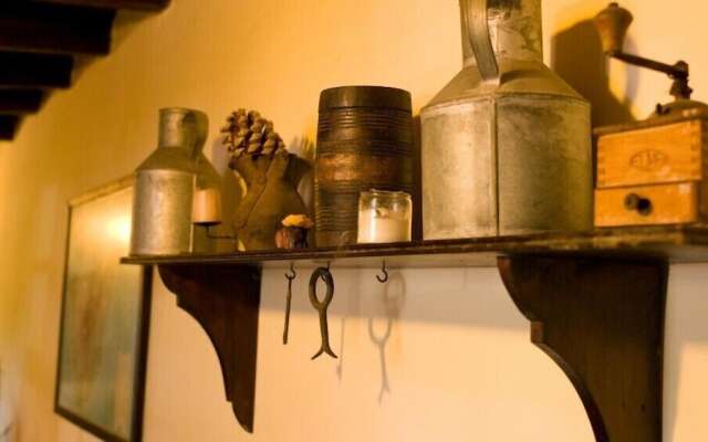 HomeLike Century Nature House