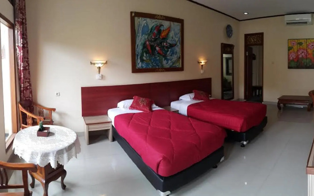 Taman Teratai Hotel
