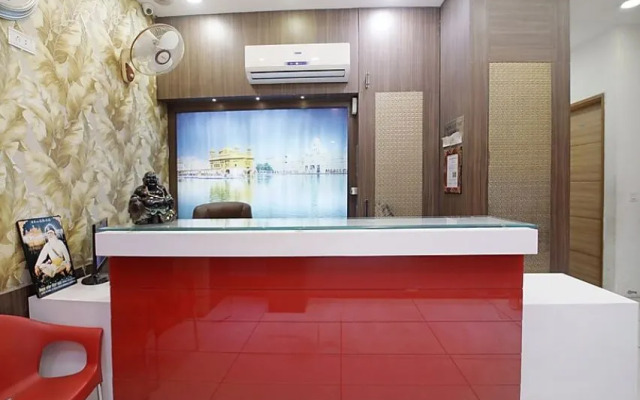 Hotel Robin Inn