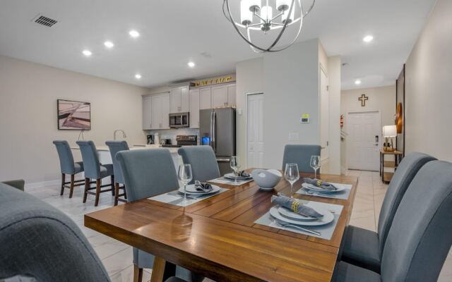 Champions Gate 4BR Retreat