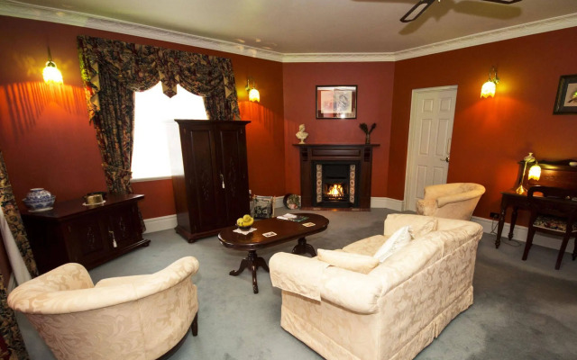 Blackwood Inn Innkeepers House