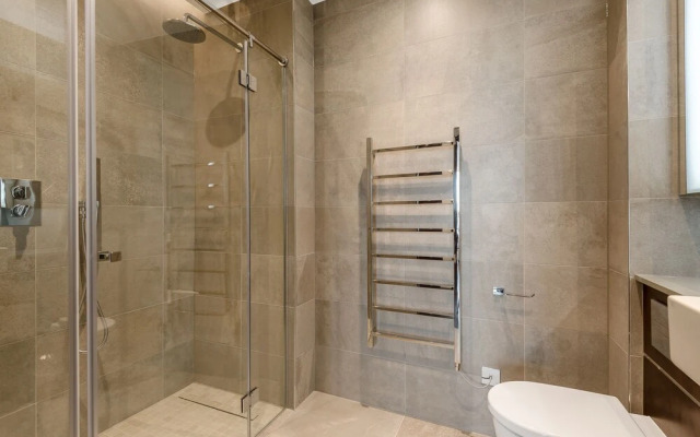 Thornes House Apartments