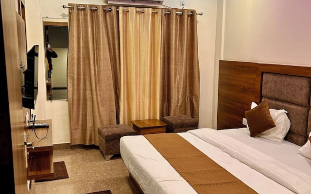 Hotel SHIVALAYA by GPH