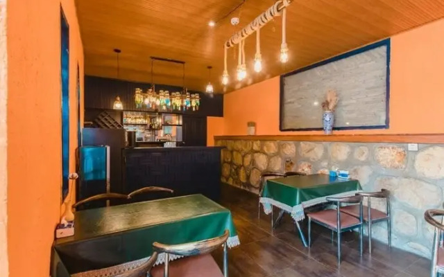 Lijiang Mountain View Homestay