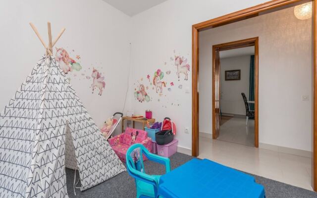 Magnificent Villa Mande With Pool, Vrana Lake