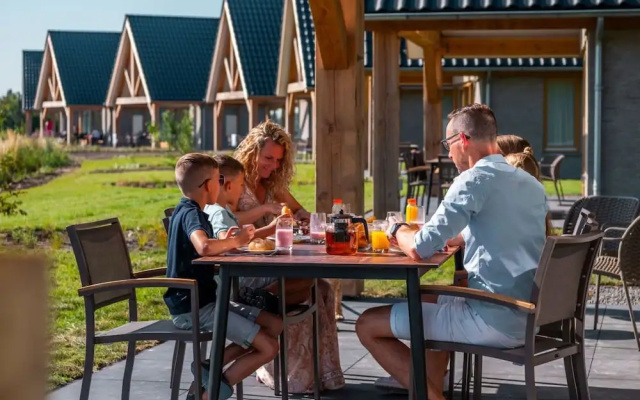 Luxury Dune Villa on a Holiday Park