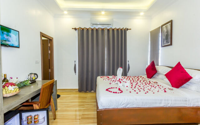 Ravel Boutique Hotel