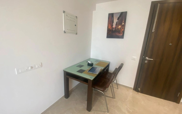 Maxxvalue Apartment Hiranandani Powai - RH5