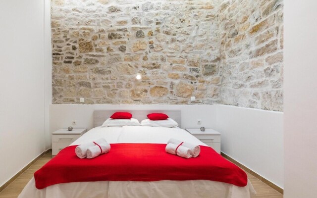 Nice Apartment in Kastel Sucurac With Wifi and 2 Bedrooms