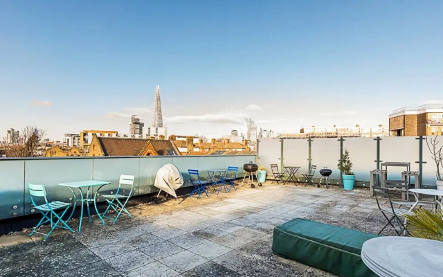 Bermondsey Bliss: Views, Comfort, and City Access!