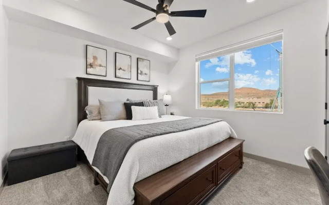 Red Rock Haven #201 2 Bedroom Condo