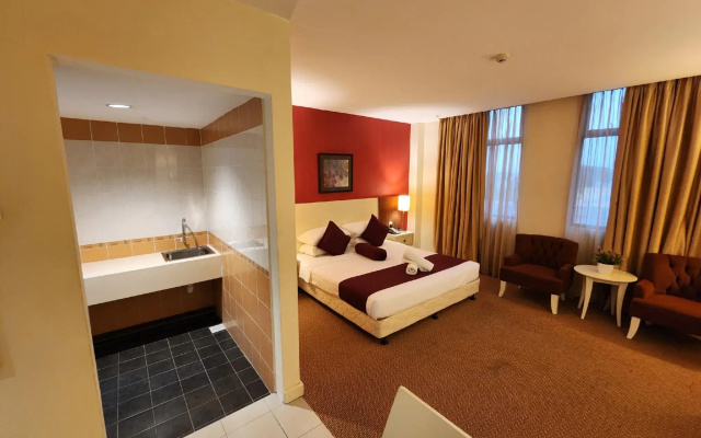 Grand Puteri Hotel