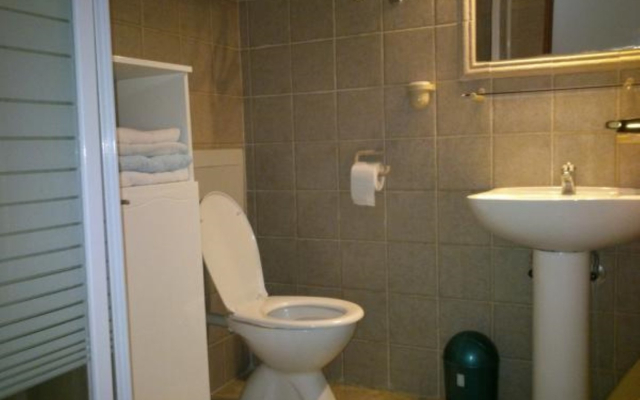 Apartment Mis - apartments close to sea: A2 Petrcane, Zadar riviera