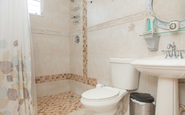 Big vacational house in Isabela