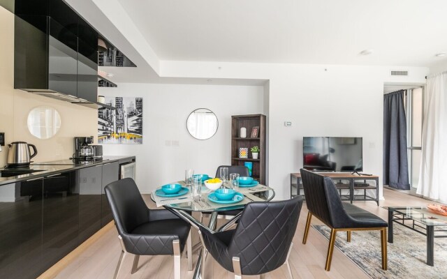 Spectacular Exec 2BR Financial District