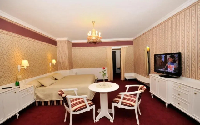Hotel Ostrov