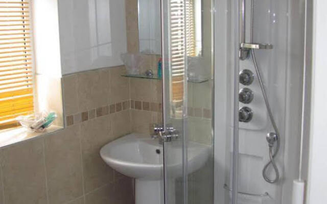 Newhaven Guest House