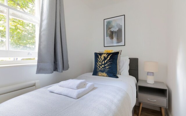 The Liverpool Street Apartments