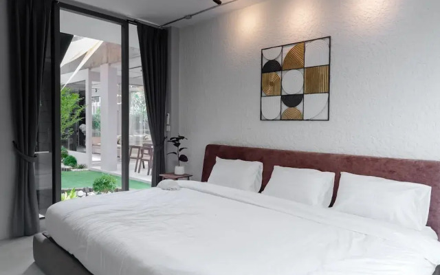 Taradol Premium Pool Villa