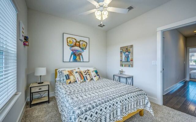 Beach Escape Four - Luxury Townhome