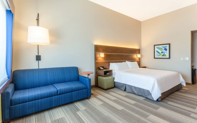 Holiday Inn Express Hotel & Suites Springfield