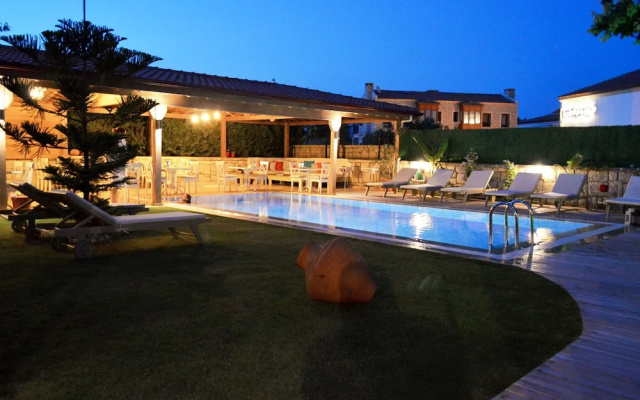 Fehmi Bey Alacati Butik  - Special Class