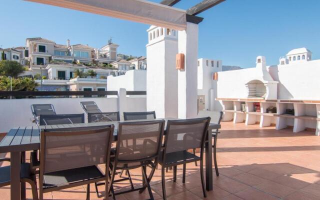 2186-Luxury penthouse with jacuzzi y bbq