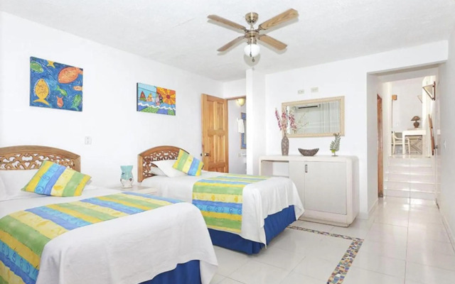 Cocoplum Beach Hotel