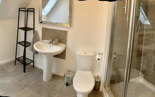 Property with Great Access - Sleeps max7