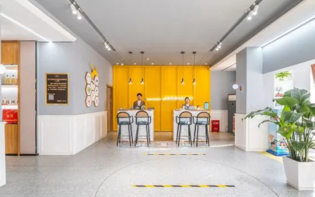 Zhengzhou Xiangdiwan Hotel (Zhengzhou West High Speed Railway Station Store)