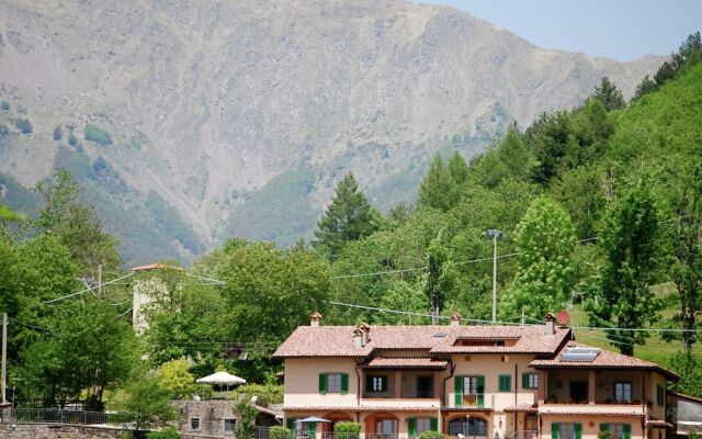 Rustically Decorated, Stylish Property