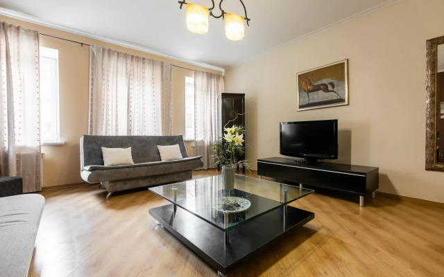 FlatStay (ФлэтСтей) на набережной реки Фонтанки