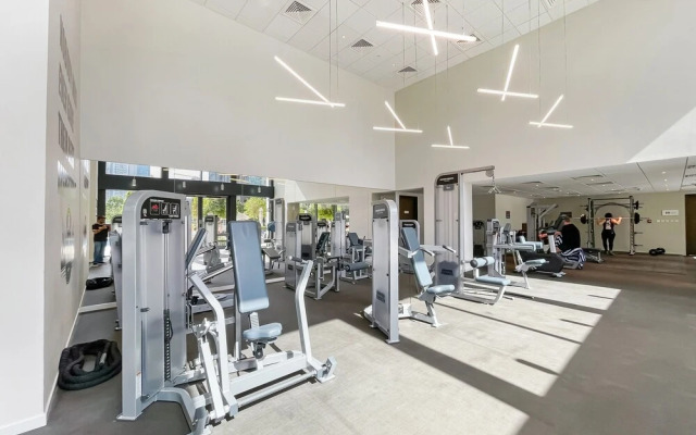 bnbme | Boulevard Heights | 3 + Maids