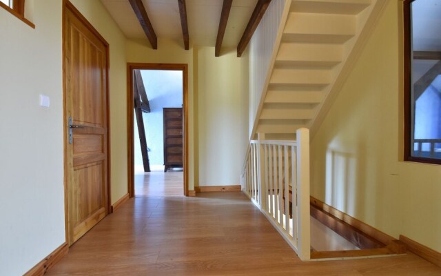 Cosy Holiday Home in Rémilly With a Terrace