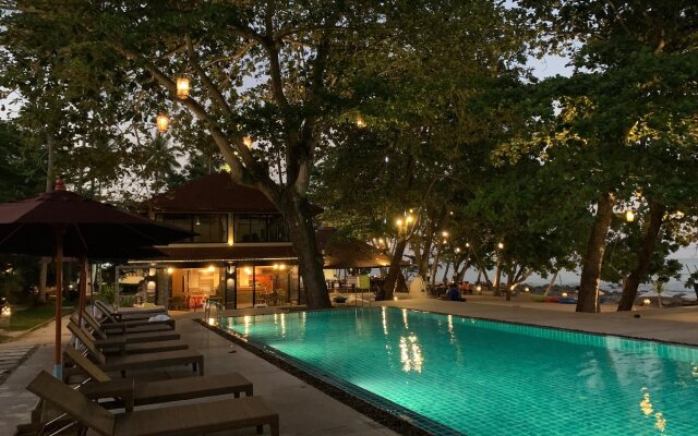 Prasarnsook Villa Beach Resort (SHA Extra Plus)