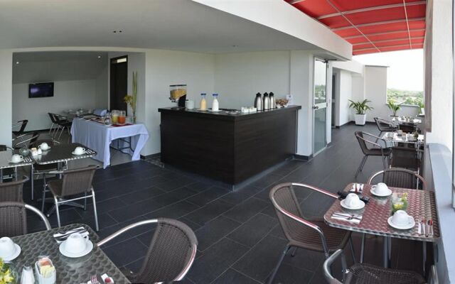 Diagonal Hotel Chipichape