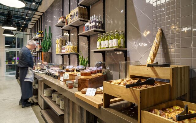 Holiday Inn Brussels Airport by IHG