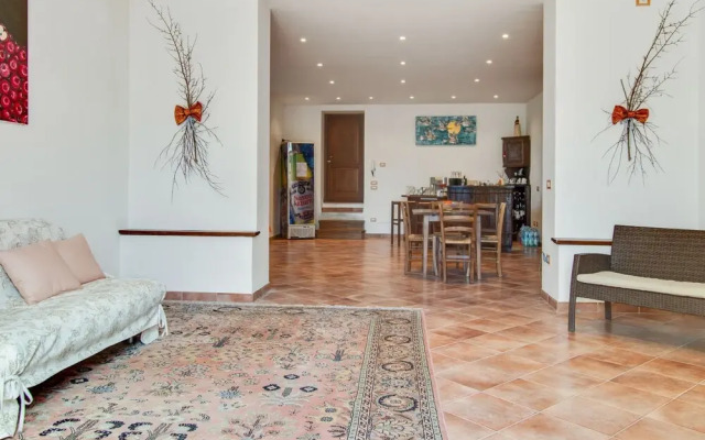 Pretty Holiday Home in Gubbio With Garden